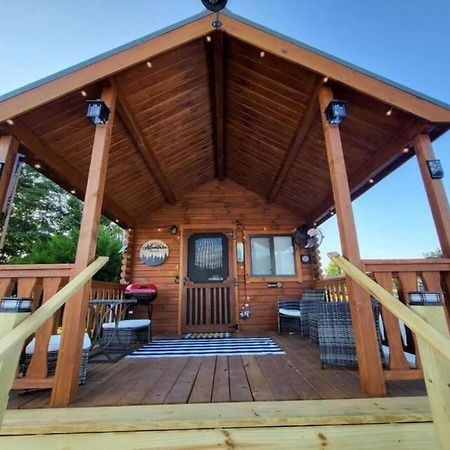 Picturesque Family Cabin With Loft In Tennessee Сев'єрвілл Екстер'єр фото